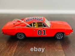 The Danbury Mint 1/24 General Lee. 1969 Dodge Charger. Left in Box