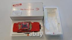 The Danbury Mint 1969 Dodge Charger R/T The General Lee MINT