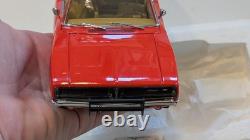 The Danbury Mint 1969 Dodge Charger R/T The General Lee MINT