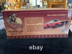 The Duke Of Hazzard 1969 General Lee Dodge Charger 2006 Joy Ride 125 New NIB