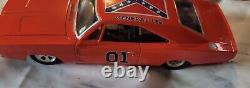 The Dukes Of Hazzard 01 69 Dodge Charger General Lee 124 Diecast Car No Box