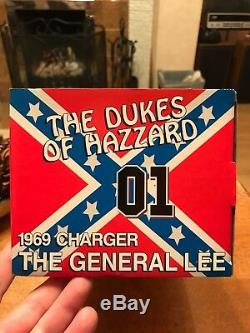 The Dukes Of Hazzard 1969 charger General Lee model joyride model 1/18 rare