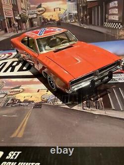 The Dukes Of Hazzard 2 Cars General Lee & Rosco Patrol Car 118 Johnny Lightning