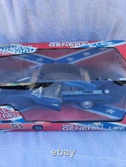 The Dukes Of Hazzard Chase General Lee 1969 Black Charger 118 Scale Ertl Rare