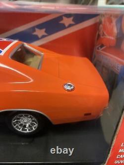 The Dukes Of Hazzard General Lee 1/18 Charger American Muscle RACE DAY VERSION H