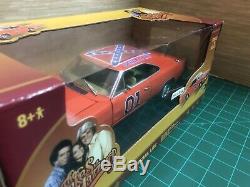 The Dukes Of Hazzard General Lee 1969 Dodge Charger 118 Johnny Lightning Flag