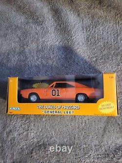 The Dukes Of Hazzard General Lee ERTL 1969 Dodge Charger die cast 125 scale