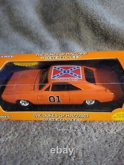 The Dukes Of Hazzard General Lee ERTL 1969 Dodge Charger die cast 125 scale