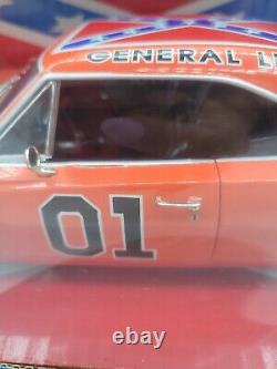 The Dukes of Hazzard General Lee 1969 Dodge Charger 118 scale NOS NIB HTF 2001