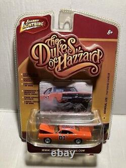 The Dukes of Hazzard General Lee 1969 Dodge Charger & State Police 1977 Monaco