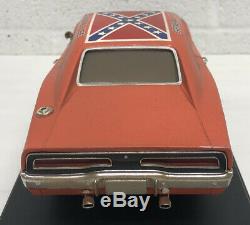 The Dukes of Hazzard General Lee 69 Charger 118 Scale Diecast / 2005 Joyride