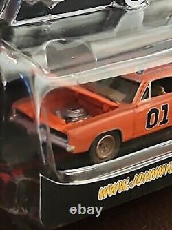 The Dukes of Hazzard General Lee Dirty 164 Johnny Lightning 2006 Brand New