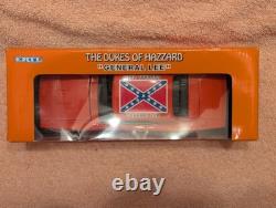 The Dukes of Hazzard General Lee Dodge Charger Vehicle No. 7967 ERTL New 1998