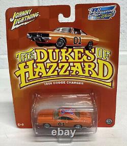 The Dukes of Hazzard General Lee / Johnny Lightning Hollywood on Wheels