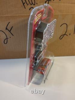 The Dukes of Hazzard General Lee R1 Dirty 164 Johnny Lightning 2006