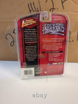 The Dukes of Hazzard General Lee R1 Dirty 164 Johnny Lightning 2006