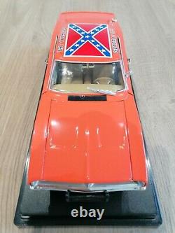 The Dukes of Hazzard Joyride (Ertl) 118 General lee Dodge charger + free Gift