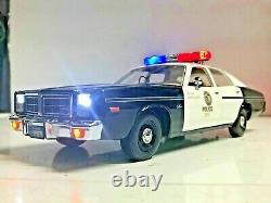 The Terminator LAPD 1977 Dodge Monaco Los Angeles Police WORKING LIGHTS 1/18