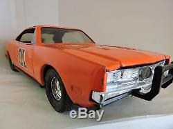 VERY RARE! 1981 GENERAL LEE JUMP CAR FROM DUKES OF HAZZARD! FREE SHIPPING