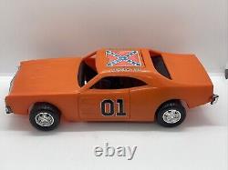 VINTAGE 1980s MEGO DUKES OF HAZZARD GENERAL LEE #01 ORANGE PLASTIC MODEL CAR