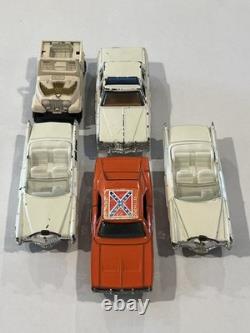 Vintage 1981 Dukes Of Hazzard 24 Car Carrying Case WithTrays & 5 Cars