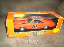 Vintage 1981 Dukes Of Hazzard General Lee 1/25 Diecast Toy Car Box Collectible