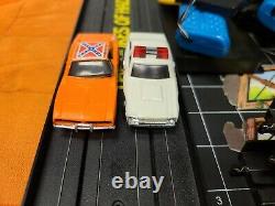 Vintage 1981 Ideal The Dukes Of Hazzard Electric Slot Car Racing Set General Lee