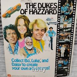 Vintage 1981 Mego the dukes of hazzard 8 figures Luke Bo Daisy Boss Hogg Toy