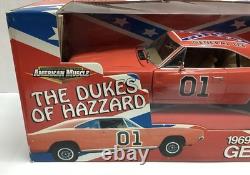 Vintage Dukes of Hazzard General Lee Diecast Car 118 Ertl
