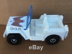 Vintage Dukes of Hazzard General Lee Mego Daisy Duke Figure + 1/8 Scale Jeep