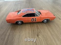 Vintage Ertl 1/18 Dukes of Hazzard General Lee With Bonus Complete 2nd Seasson DVD