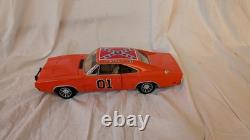Vintage Ertl General Lee 1969 Dodge Charger Diecast Car 1981 Warner Bros 118