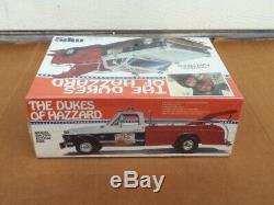 Vintage ORIGINAL 1981 Dukes of Hazzard General Lee Model Kit Cooter's Tow Truck