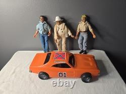 Vintage The Dukes of Hazzard 1980 Mego USA GENERAL LEE + 3 Figures