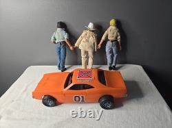 Vintage The Dukes of Hazzard 1980 Mego USA GENERAL LEE + 3 Figures