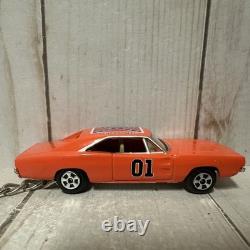 Vintage The Dukes of Hazzard Die Cast General Lee Car Keychain 2005 Rare HTF