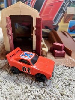 Vtg 1980 Knickerbocker Dukes of Hazzard Barnbusters #3387 with Org Box Gen Lee