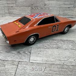Vtg Dukes of Hazzard General Lee Dodge Charger 118 Malibu 2006 Lights & Sounds