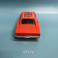 Vtg ERTL Steel Dukes of Hazzard General Lee 1/16th Scale (Warner Bros, 1981)