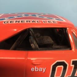 Vtg ERTL Steel Dukes of Hazzard General Lee 1/16th Scale (Warner Bros, 1981)