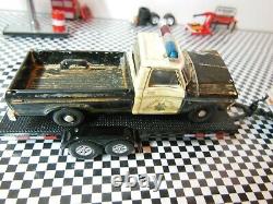 Wrecked Highway Patrol Truck / Dukes Of Hazzard Sheriff Car / Hauler 1/64